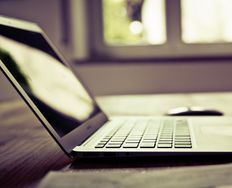 10 Great Reasons to Go Freelance (Things You Might Not Have Considered) - Article hero image