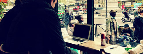 The Pros and Cons of Guerrilla Research for Your UX Project - Article hero image