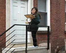 Face-to-Face or Door-to-Door Marketing: How to Get the Best Start - Article hero image