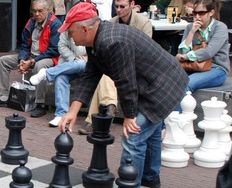 How to Use Movable Pieces to Support Multitasking - Article hero image