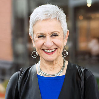 Carol Barnum