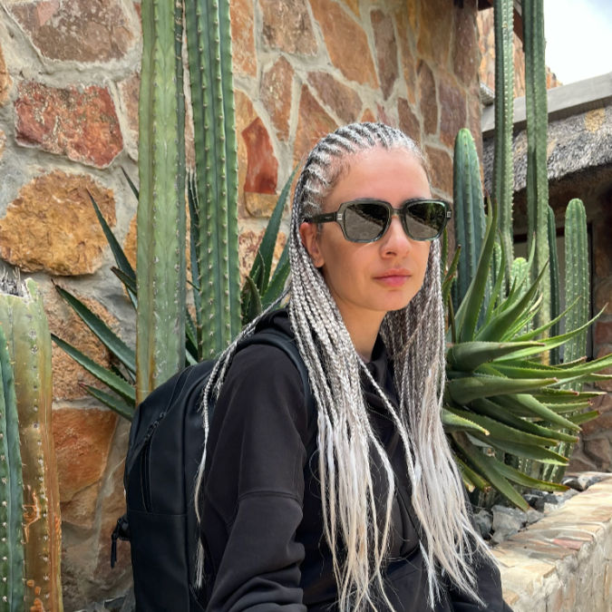 View Tuğba Bayıslan