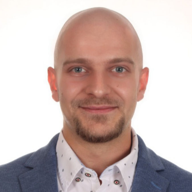 View Tomek Kowalczyk