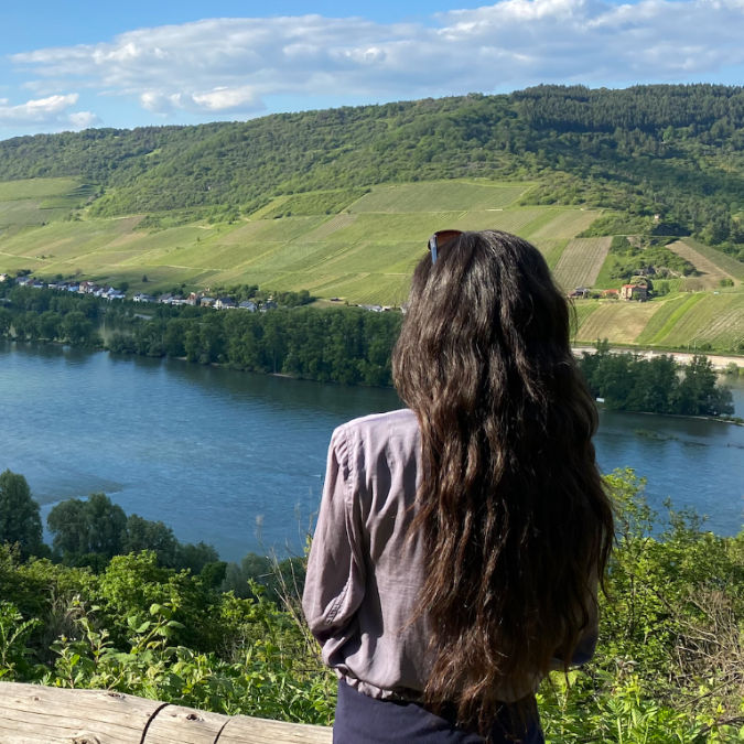 View Elena Krieger-Kim