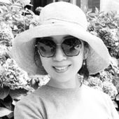 June Xiaojuan Zhang's Profile Picture