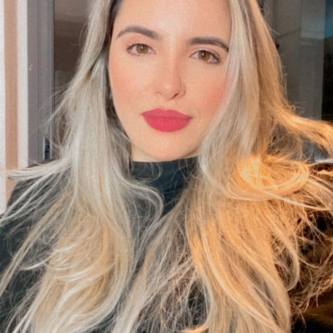 View Stefanie Moraes Szabo