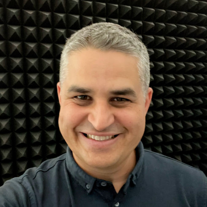 View Marcin Hakemer-Fernandez