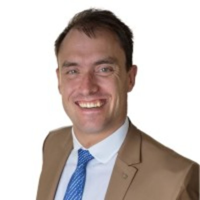 View Dr. Werner van Zyl