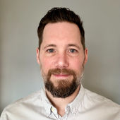 Ian Thomas's Profile Picture