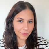 Monique Araujo's Profile Picture