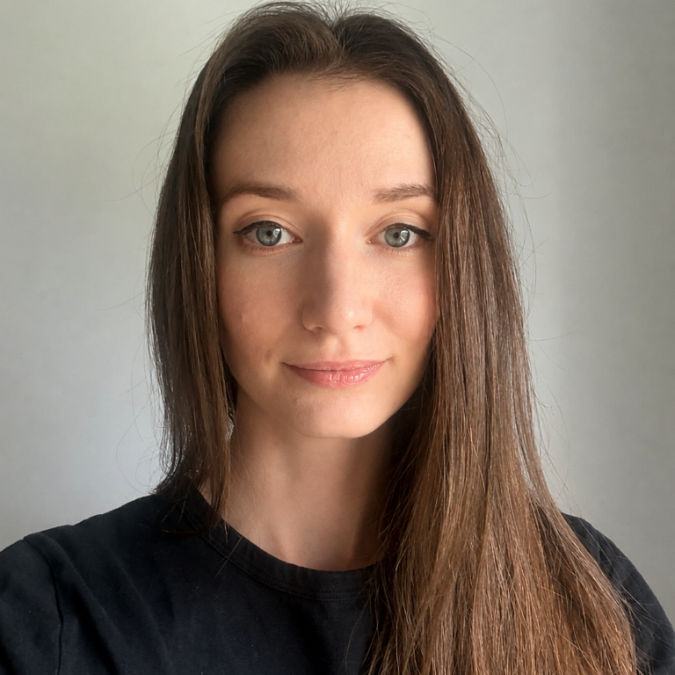 Mónika