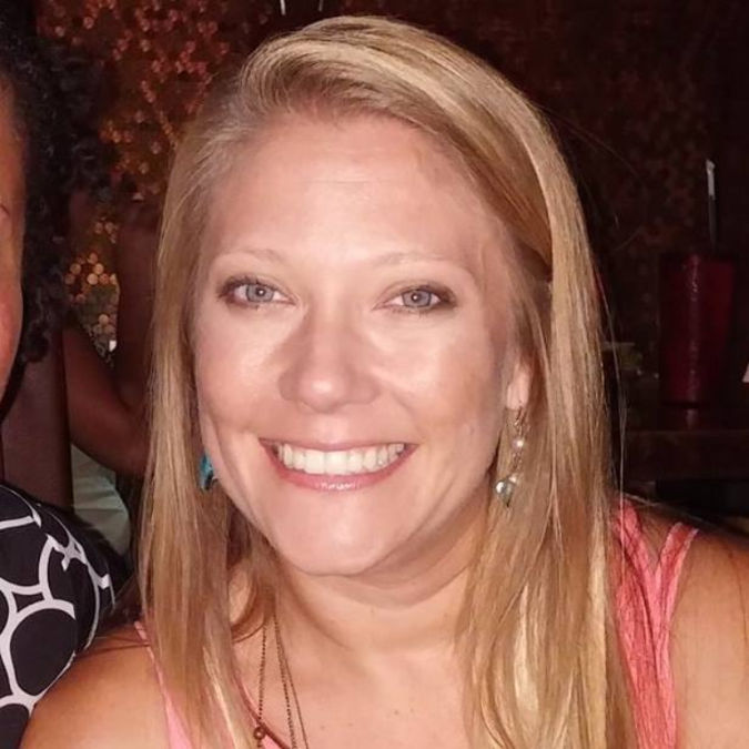 View Tia Escobar, UXMC