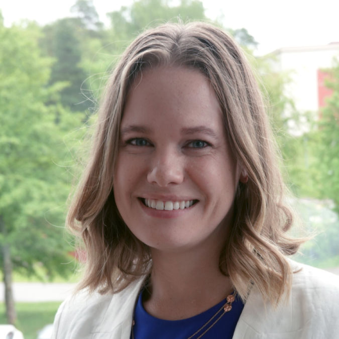 View Jaquelyn Burton