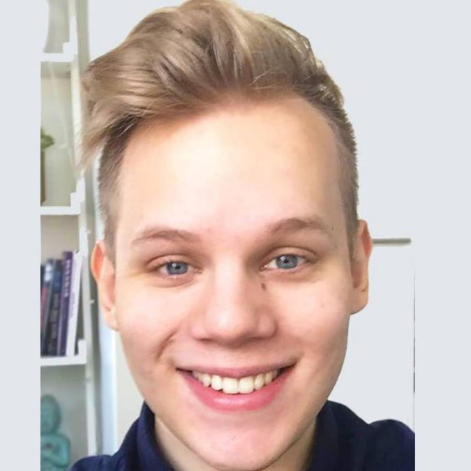 View Robin Esbjörnsson