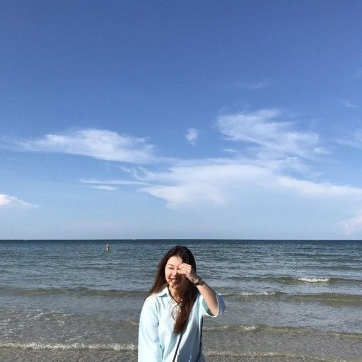 View Arissara Manassewee