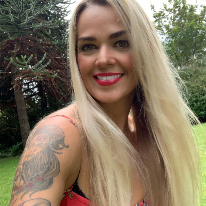 View Gabriela Lemos-Siaulianske