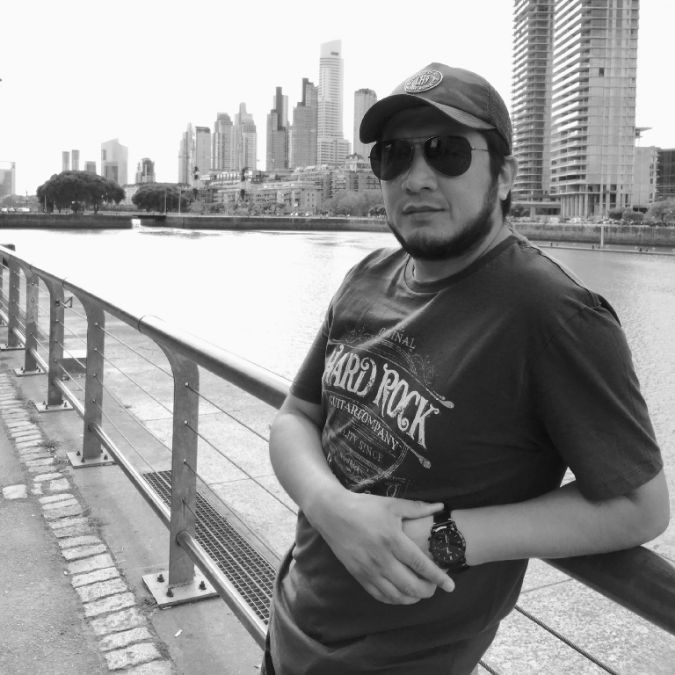 View Gustavo Proaño