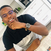 Lucky Molefe's Profile Picture