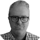 Simon Ward's Profile Picture