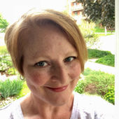 Deb Hazlewood's Profile Picture