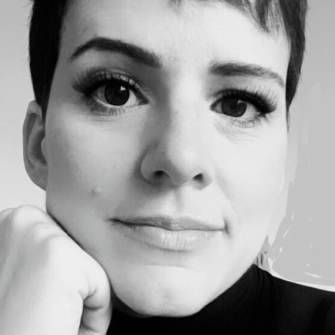 View Viviane DelvaUX