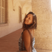 Ariane Prado Marques's Profile Picture